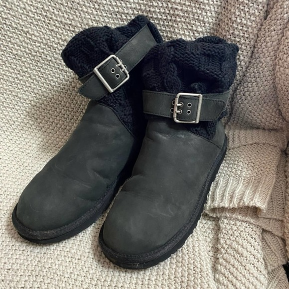 Black Cassidee Knit‎ and Leather Uggs, Size 6